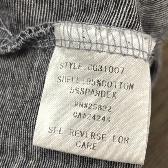 Cowgirl Up Gray Long Sleeve 3 Button Women's Top with Rhinestone Accents Large - Picture 9 of 10